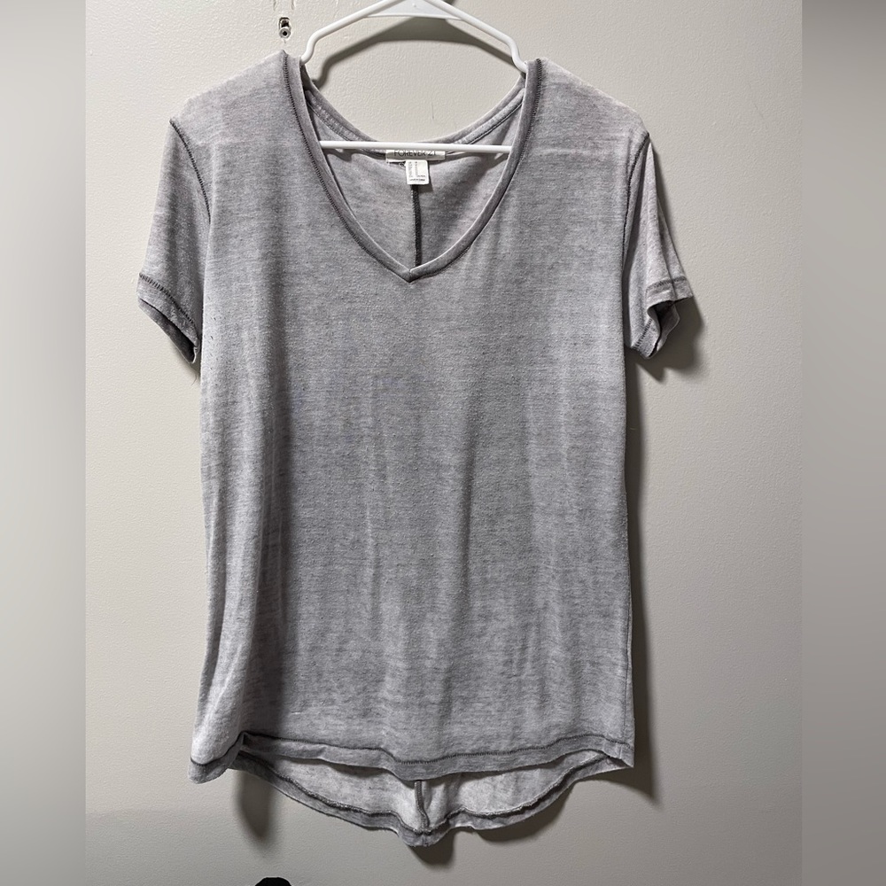 Forever 21 casual light gray tee